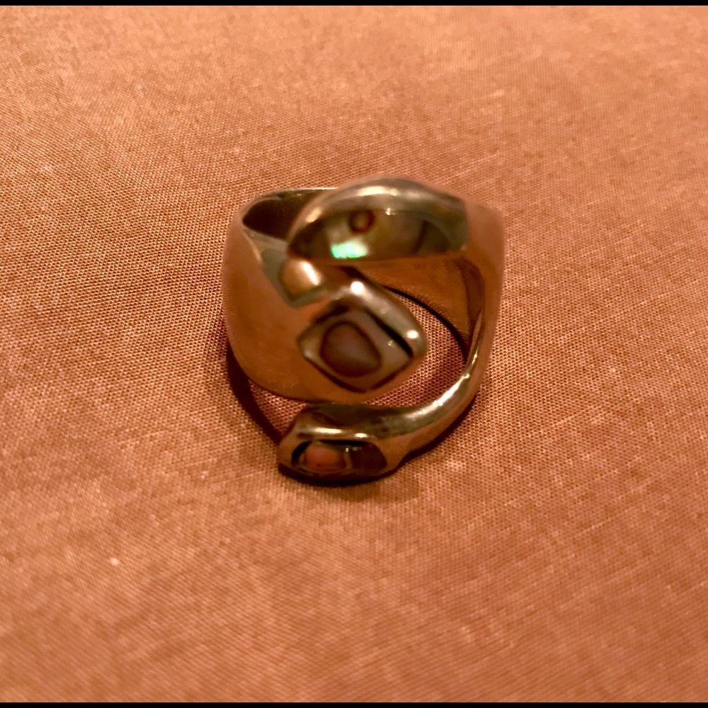 🖤 Adjustable handmade Alpaca Silver & Paua ring